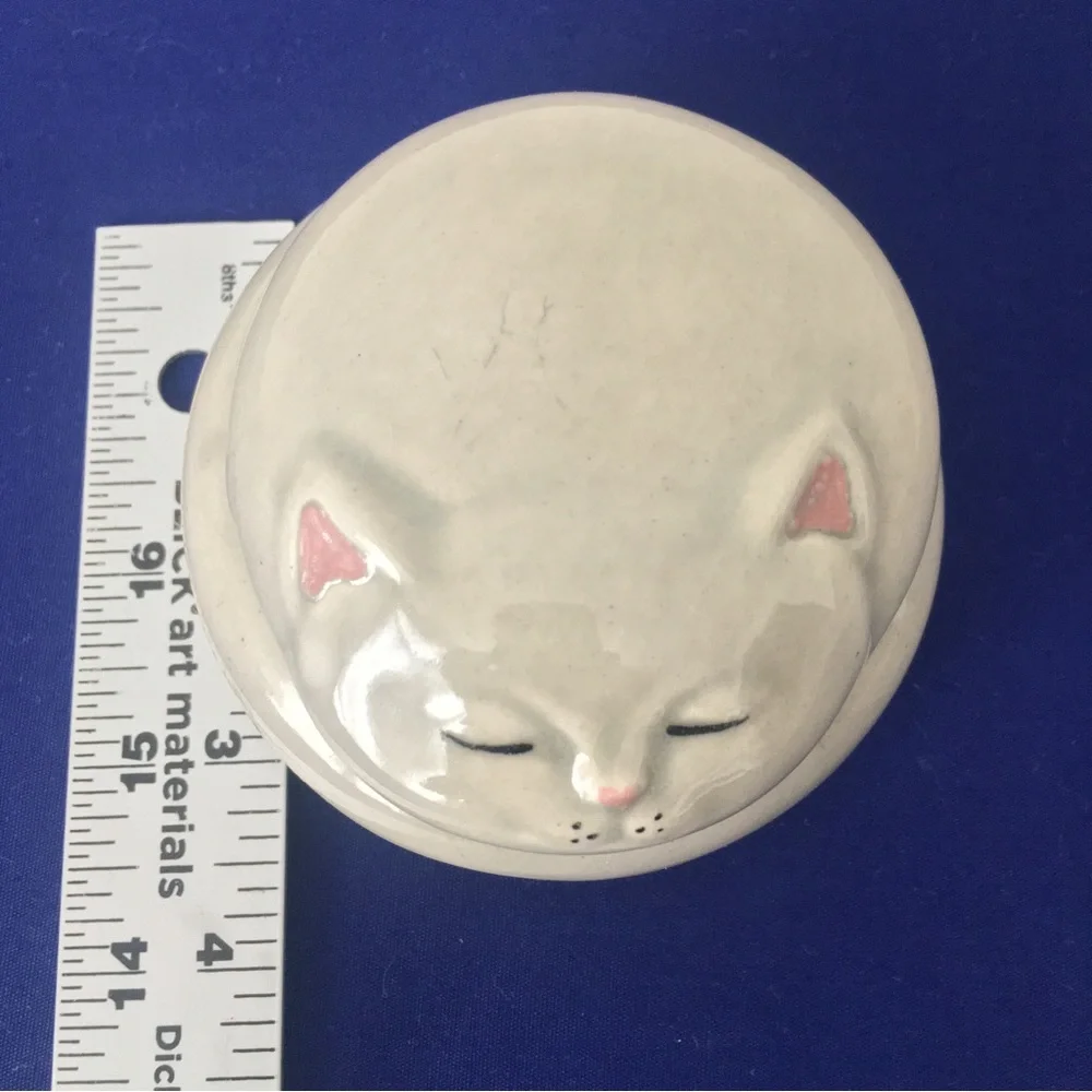 Vintage Handmade Ceramic Cat Jewelry Dish